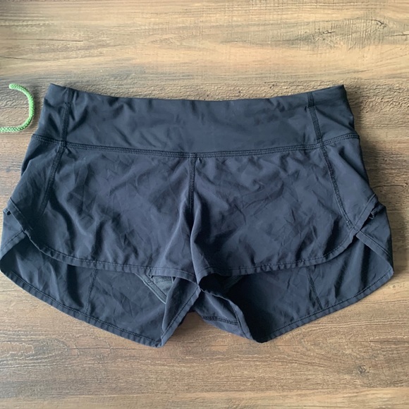 lululemon athletica Pants - Lululemon Speed Up Short 6